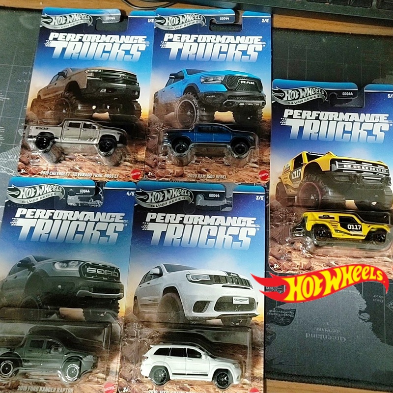Novos Caminhões Hot Wheels Per - Mattel Toy Hot Wheels avaliação e preço