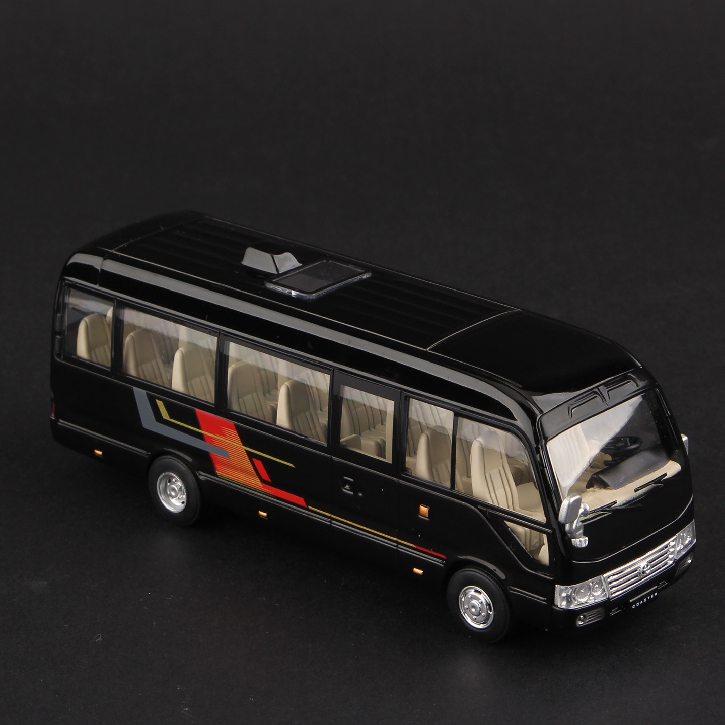 Toyota Coaster 1:64 Carro em L - Die Cast Car 1 64 avaliação e preço